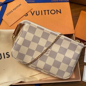 Louis Vuitton Mini Pochette Accessoires RARE